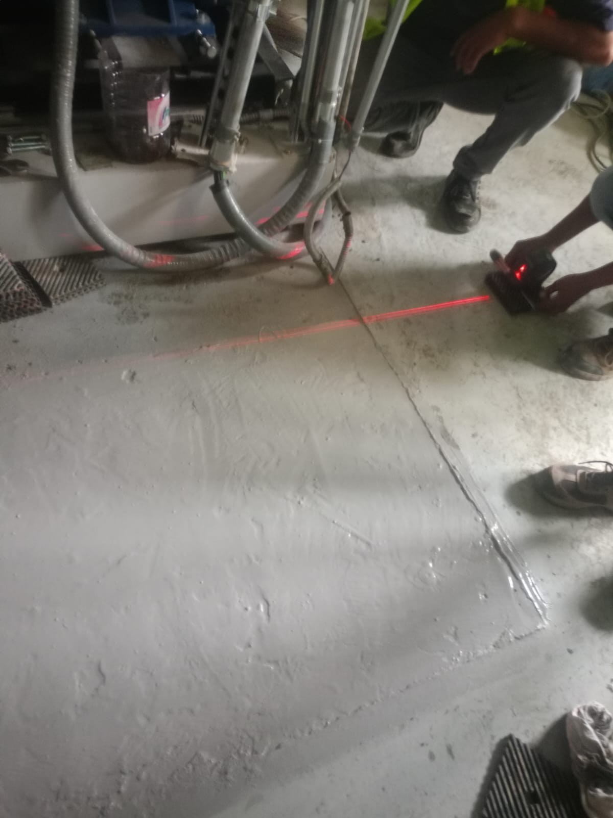 - مضخة المياه المبردة - -CHILLED WATER PUMP