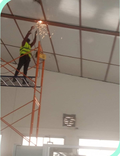 مشروع اعمال صيانة الجهد المنخفض بالمعهد الصناعي الثانوي